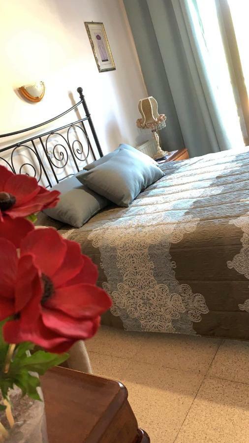 Two Flowers Hotel 페둘라스 외부 사진